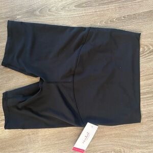 Ingrid & Isabel Maternity Black Biker Shorts